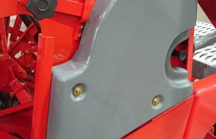 PLUS 400 - regulacja dna nastawnego